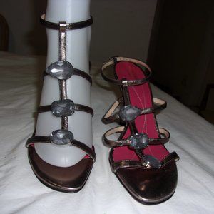 NWOB KATE SPADE GOLD LEATHER HIGIH HEEL STRAPY SANDALS 8B